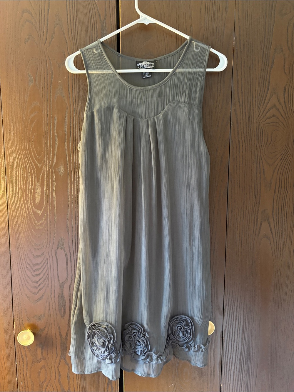Angie sleeveless dark gray dress with flowers. Size Medium.